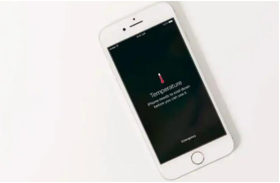 崖城镇苹果手机维修分享iPhone 手机发热如何快速降温 